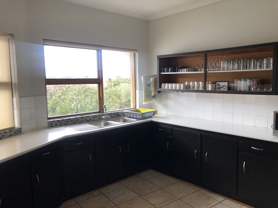 5 Bedroom Property for Sale in Strand North Western Cape